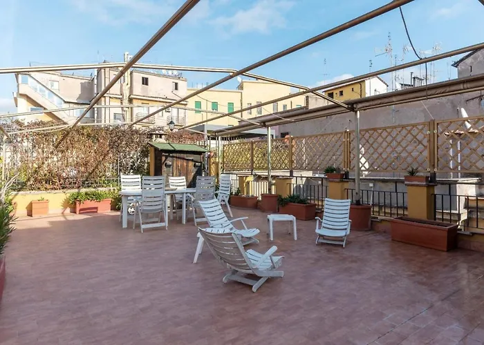Elegant, With Private Terrace Next To The Vatican Appartement *
